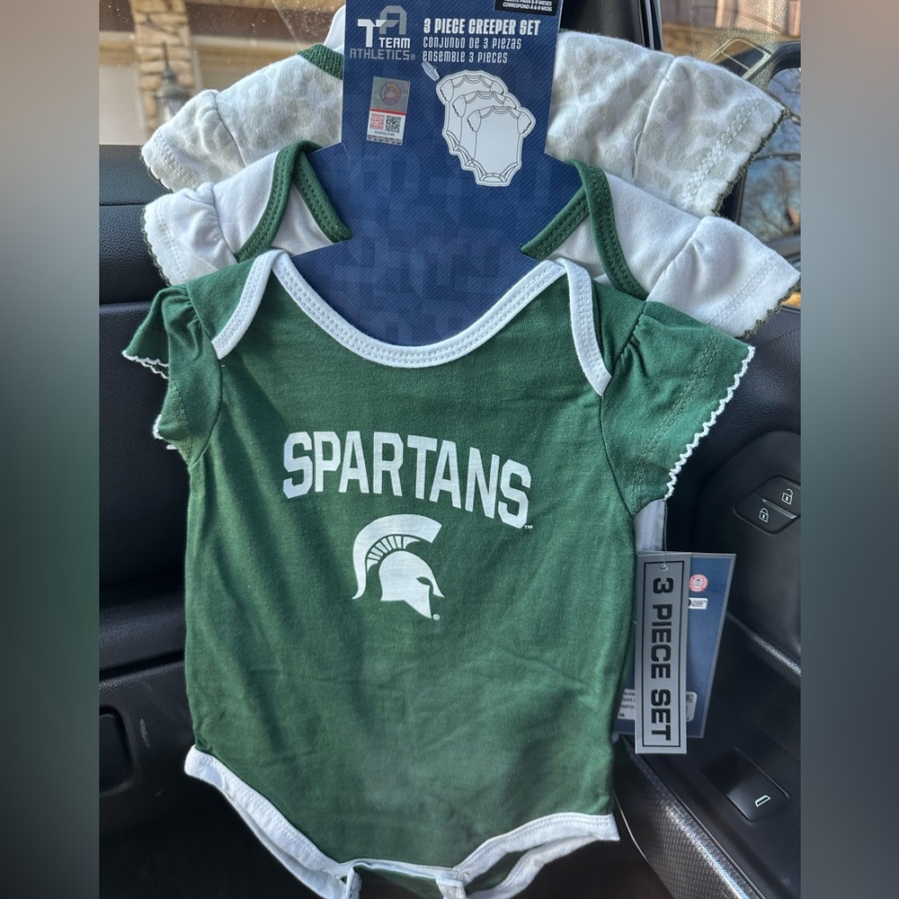 Green Spartans Baby Creeper Set 6/9 months.